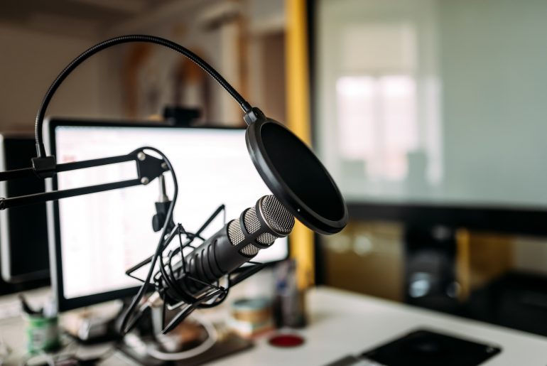 PIM – Volle Kontrolle über Produktinformationen (Pixelsafari E-Commerce Podcast) Podcast studio: Der Pixelsafari E-Commerce Podcast.